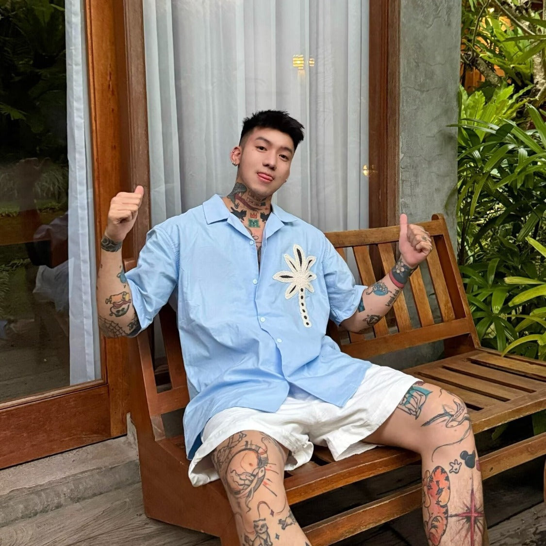 Retro Cuban-collar Embroidered Hawaiian Short-sleeve Shirt