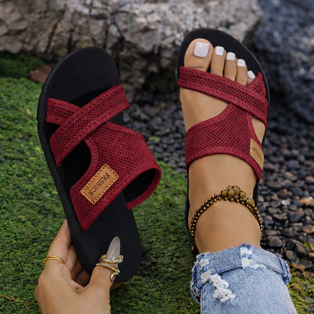 Womens Slippers Lightweight And Comfortable With A Flat Sole