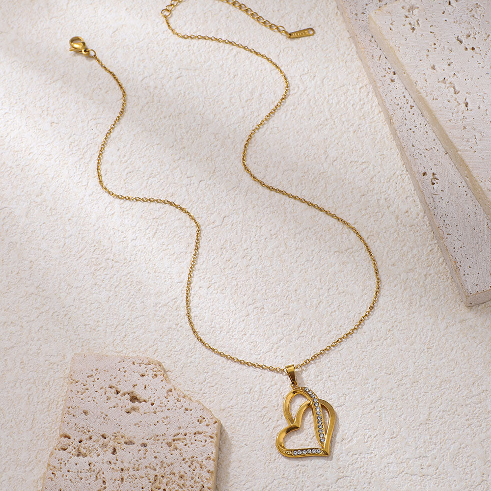 Stainless Steel Heart-shaped Pendant Necklace With Rhinestone Inlay