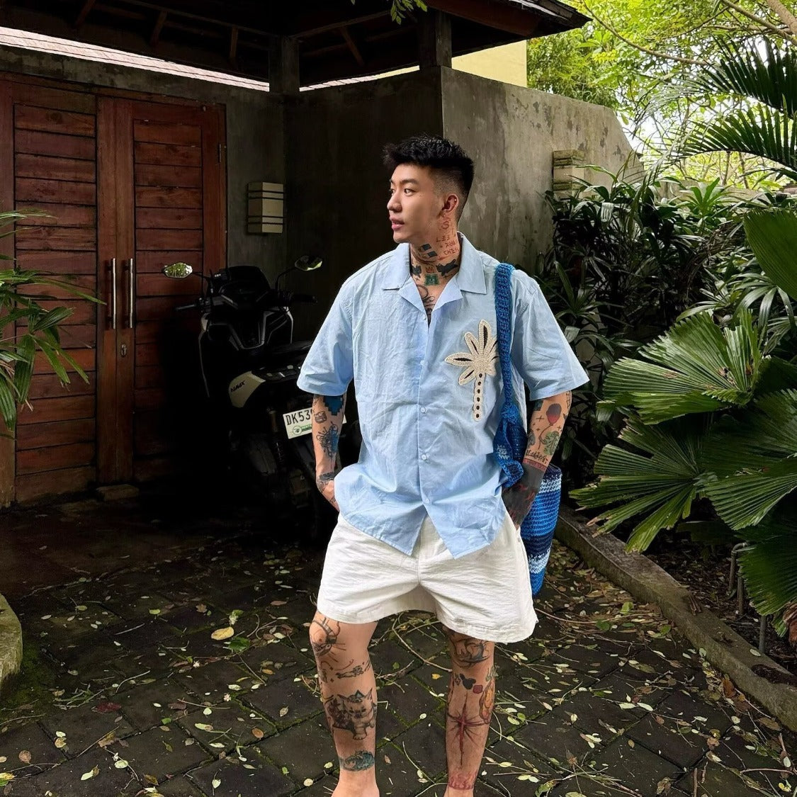 Retro Cuban-collar Embroidered Hawaiian Short-sleeve Shirt