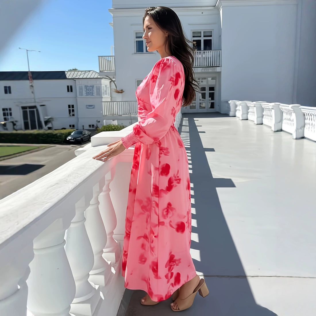 French Romantic Floral V-Neck Waist-Cinching Dress