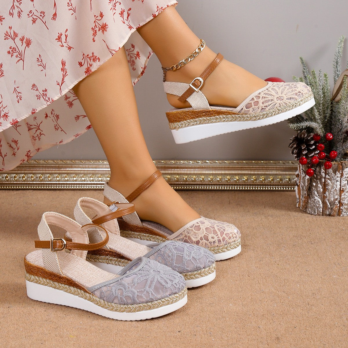 Womens Plus-Size Mesh Breathable Embroidered Stylish High-Heel Sandals